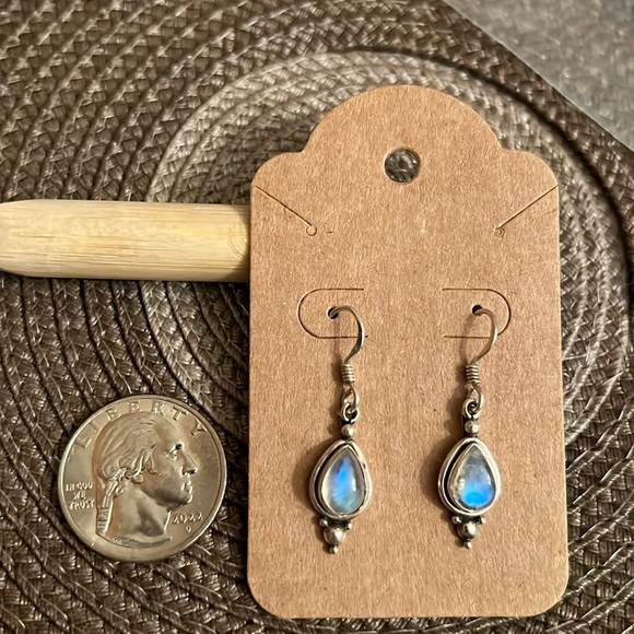 925 Sterling Silver With Moonstone Earrings - Picture 1 of 3